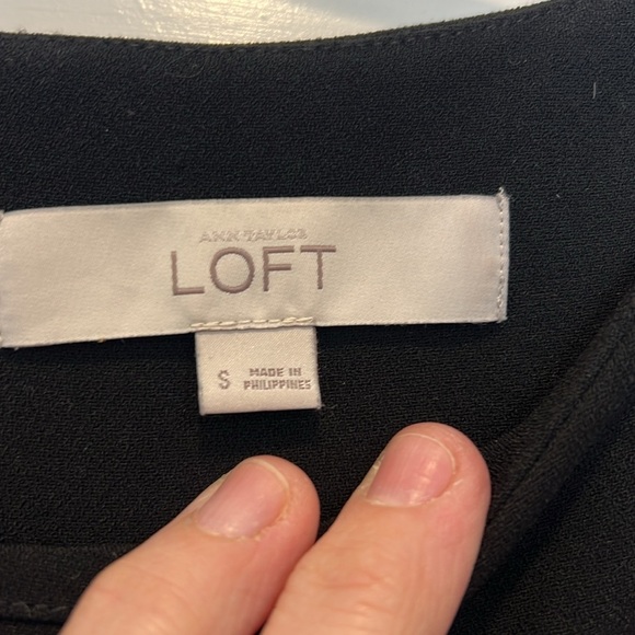 LOFT Black Boxy Blouse size small. - Picture 4 of 6